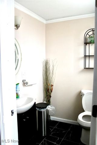 565 S Meridian Road, Youngstown, OH 44509