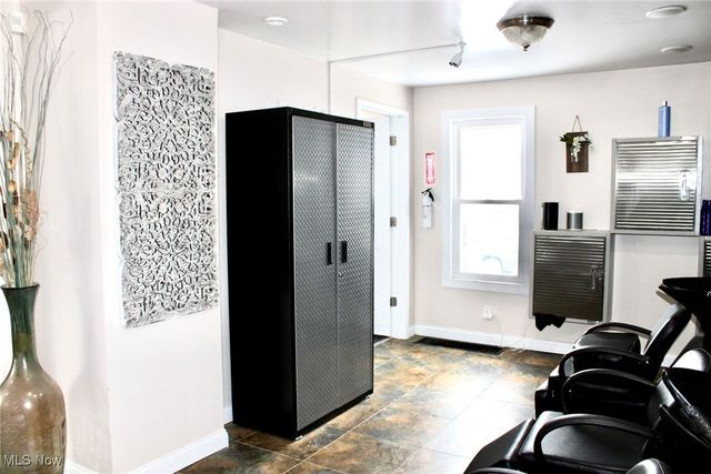 565 S Meridian Road, Youngstown, OH 44509