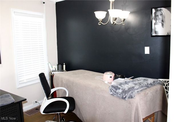 565 S Meridian Road, Youngstown, OH 44509