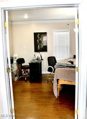 565 S Meridian Road, Youngstown, OH 44509