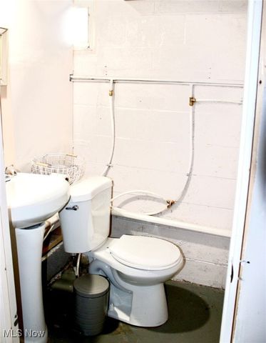 565 S Meridian Road, Youngstown, OH 44509