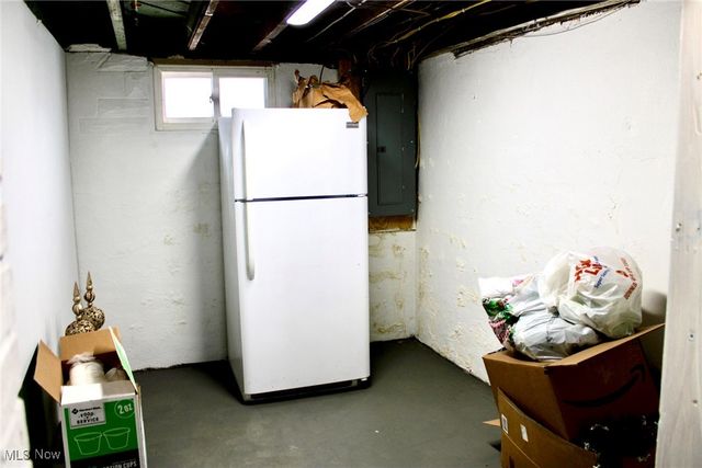 565 S Meridian Road, Youngstown, OH 44509