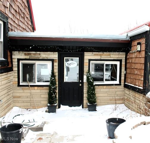 565 S Meridian Road, Youngstown, OH 44509