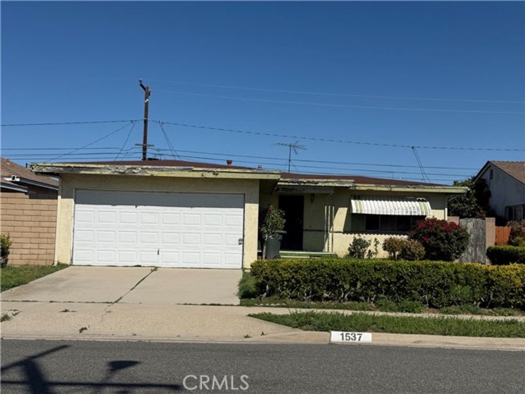 1537 W 180th, Gardena, CA 90248