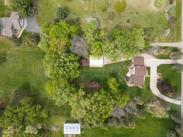 13741 Vinewood Lane N, Dayton, MN 55327