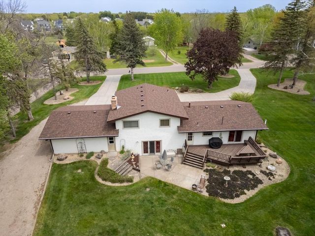 13741 Vinewood Lane N, Dayton, MN 55327