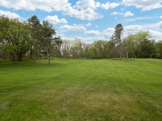 13741 Vinewood Lane N, Dayton, MN 55327