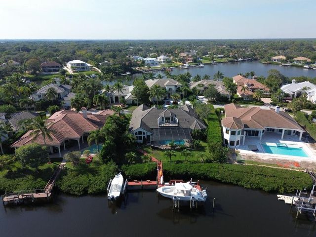 18989 SE Windward Island Lane, Jupiter, FL 33458