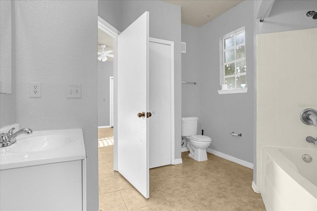 102 VISTA VERDI CIRCLE 100, Lake Mary, FL 32746