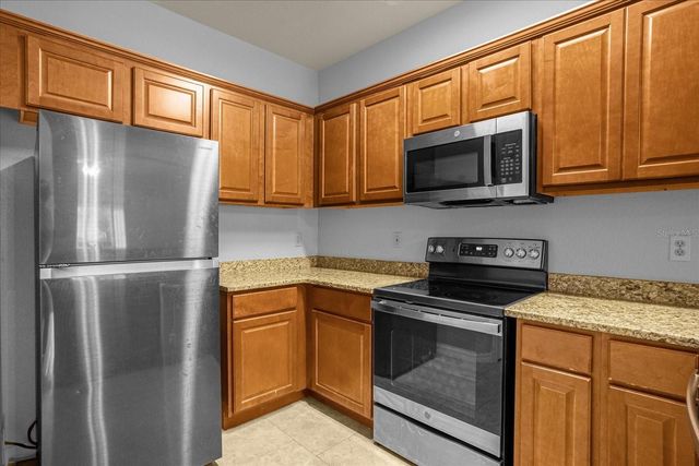 102 VISTA VERDI CIRCLE 100, Lake Mary, FL 32746