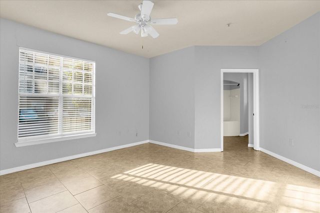 102 VISTA VERDI CIRCLE 100, Lake Mary, FL 32746