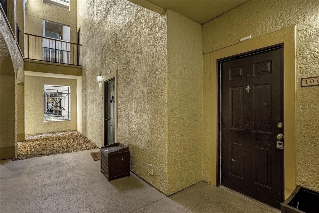 102 VISTA VERDI CIRCLE 100, Lake Mary, FL 32746