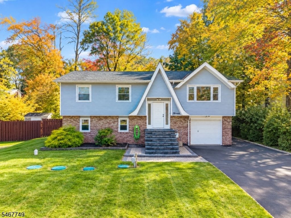 13 Adelphi Trl, Hopatcong Boro, NJ 07843 — exterior