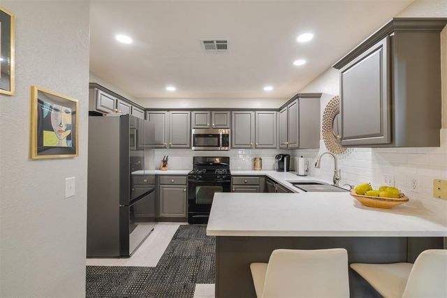 13153 Westpark Place, Oklahoma City, OK 73142