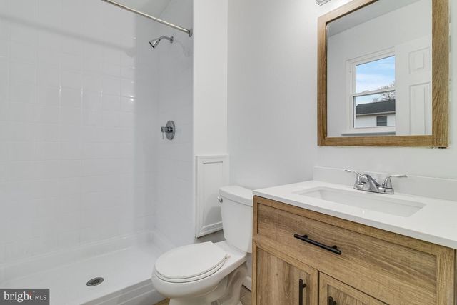 2221 BRIDLE PATH DR, Waldorf, MD 20601