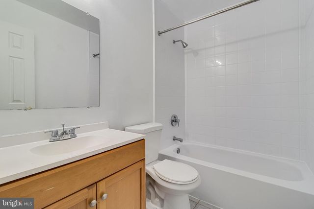 2221 BRIDLE PATH DR, Waldorf, MD 20601