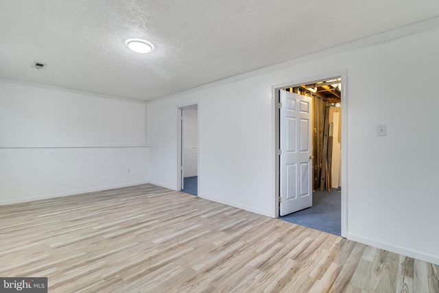 2221 BRIDLE PATH DR, Waldorf, MD 20601