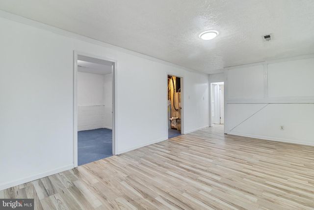 2221 BRIDLE PATH DR, Waldorf, MD 20601