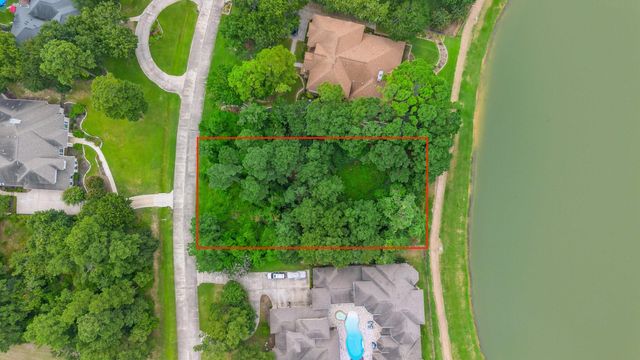 25215 Lakeway Park, Tomball, TX 77375