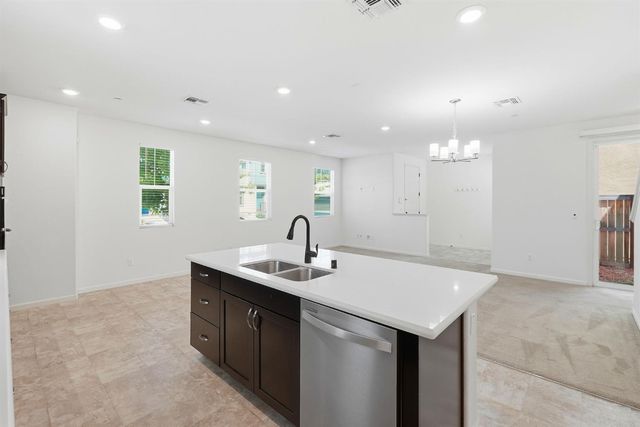 9911 Del Surf Ln, Elk Grove, CA 95757