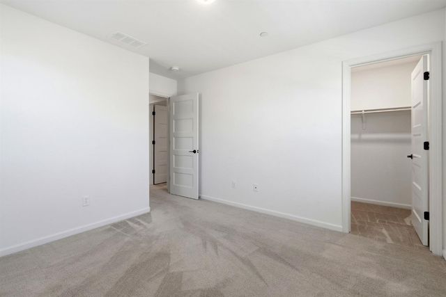9911 Del Surf Ln, Elk Grove, CA 95757