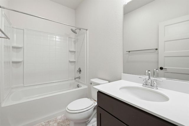 9911 Del Surf Ln, Elk Grove, CA 95757