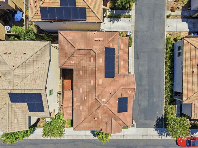 9911 Del Surf Ln, Elk Grove, CA 95757