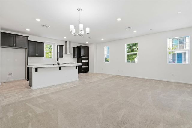 9911 Del Surf Ln, Elk Grove, CA 95757
