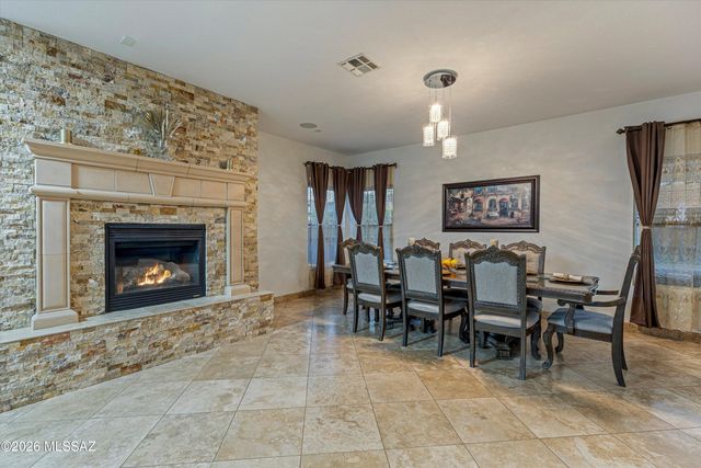 3703 E Capriole Place, Tucson, AZ 85739