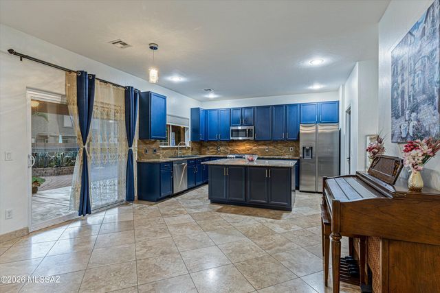 3703 E Capriole Place, Tucson, AZ 85739