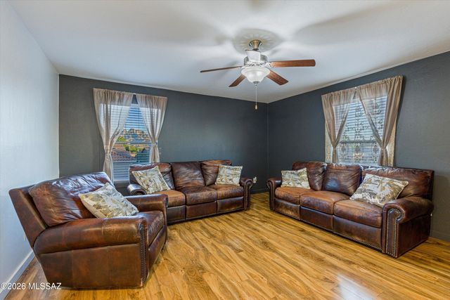 3703 E Capriole Place, Tucson, AZ 85739