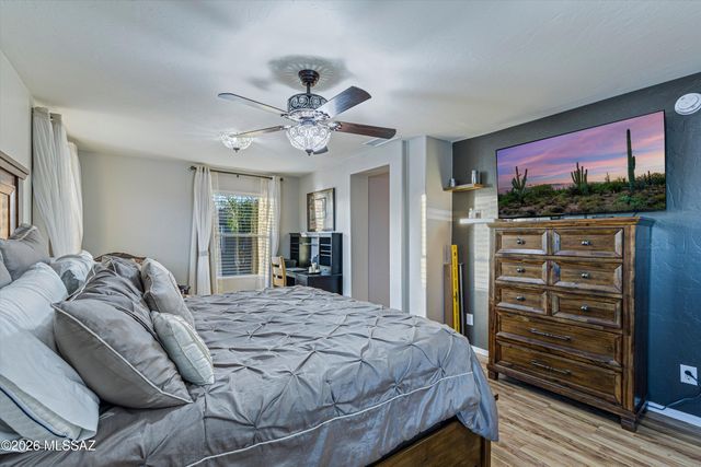 3703 E Capriole Place, Tucson, AZ 85739