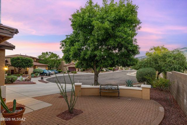3703 E Capriole Place, Tucson, AZ 85739