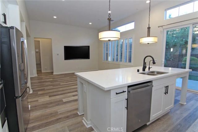 25110 Citron Lane, Canyon Country, CA 91387