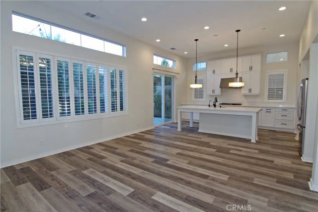 25110 Citron Lane, Canyon Country, CA 91387