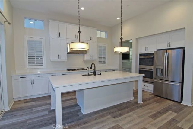 25110 Citron Lane, Canyon Country, CA 91387