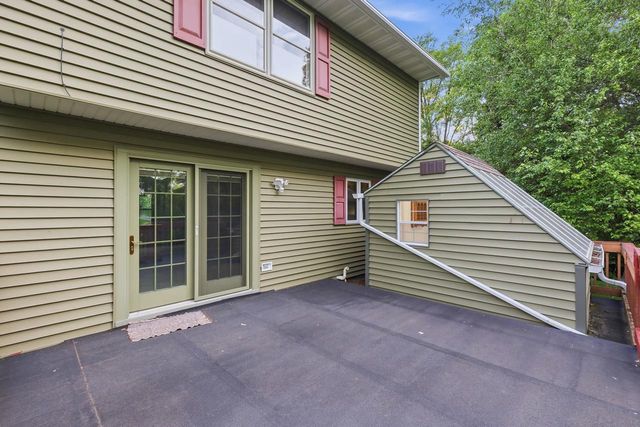 504 County Road N, Stoughton, WI 53589