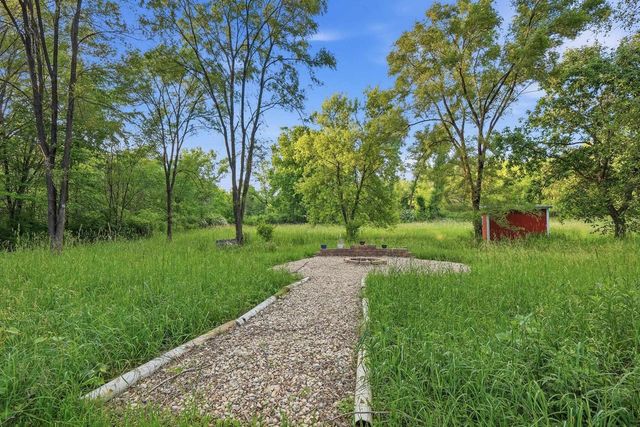 504 County Road N, Stoughton, WI 53589