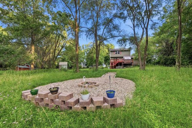 504 County Road N, Stoughton, WI 53589