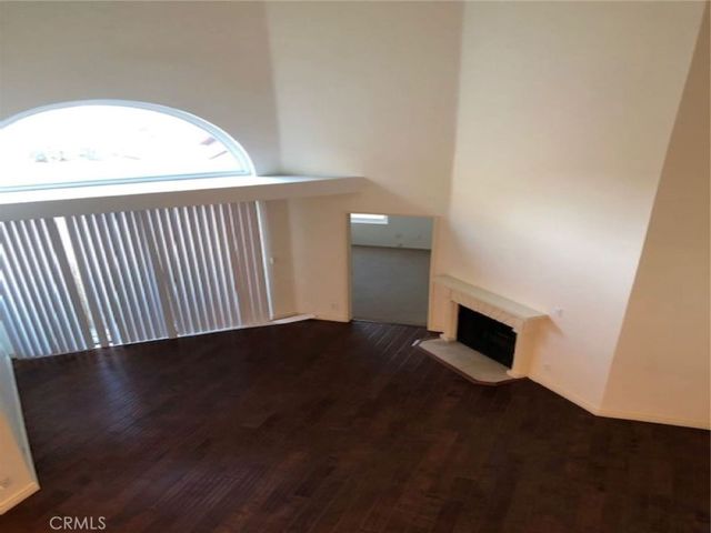 620 S Gramercy, Los Angeles, CA 90005