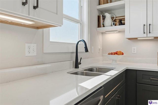 120 Sunday Silence Court, Elizabethtown, KY 42701