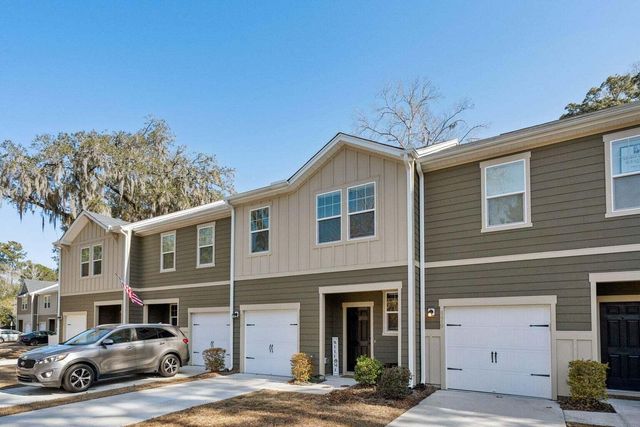 8412 Hidden Bakers Trace, North Charleston, SC 29418