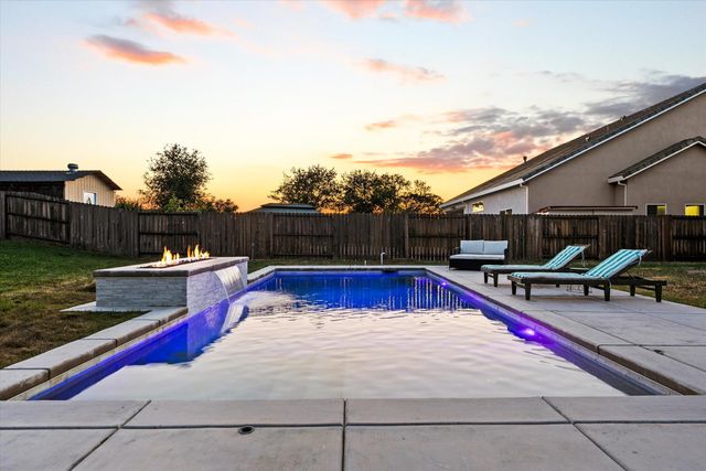 4006 Nellia Ct, Rocklin, CA 95677