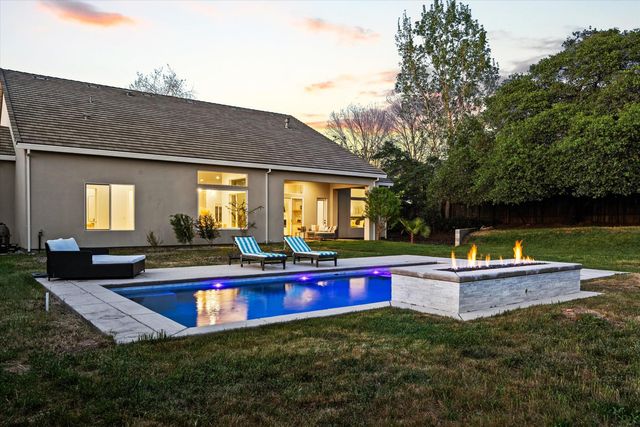 4006 Nellia Ct, Rocklin, CA 95677