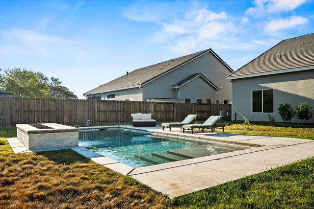 4006 Nellia Ct, Rocklin, CA 95677