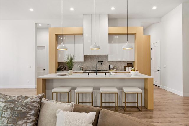 4006 Nellia Ct, Rocklin, CA 95677