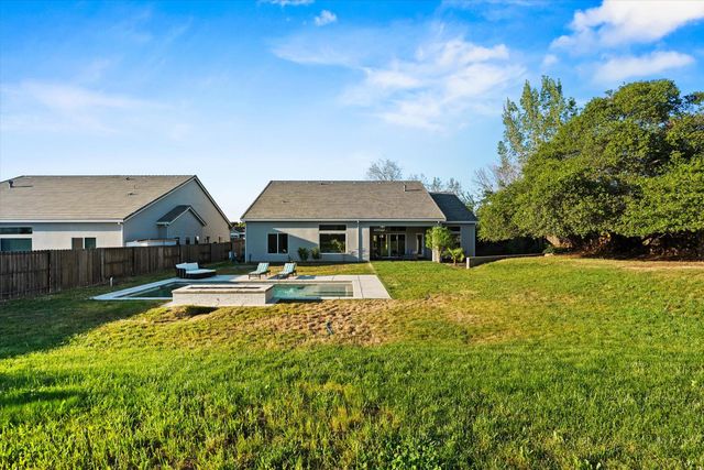 4006 Nellia Ct, Rocklin, CA 95677