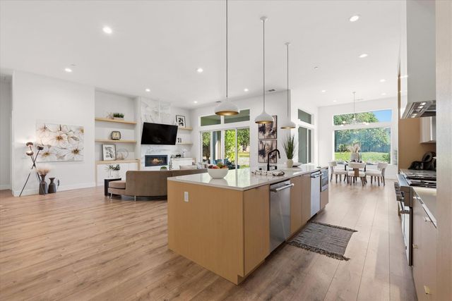 4006 Nellia Ct, Rocklin, CA 95677