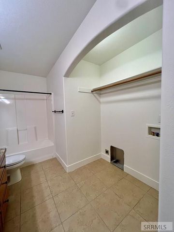 1476 Taia Place, Idaho Falls, ID 83402