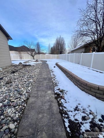 1476 Taia Place, Idaho Falls, ID 83402